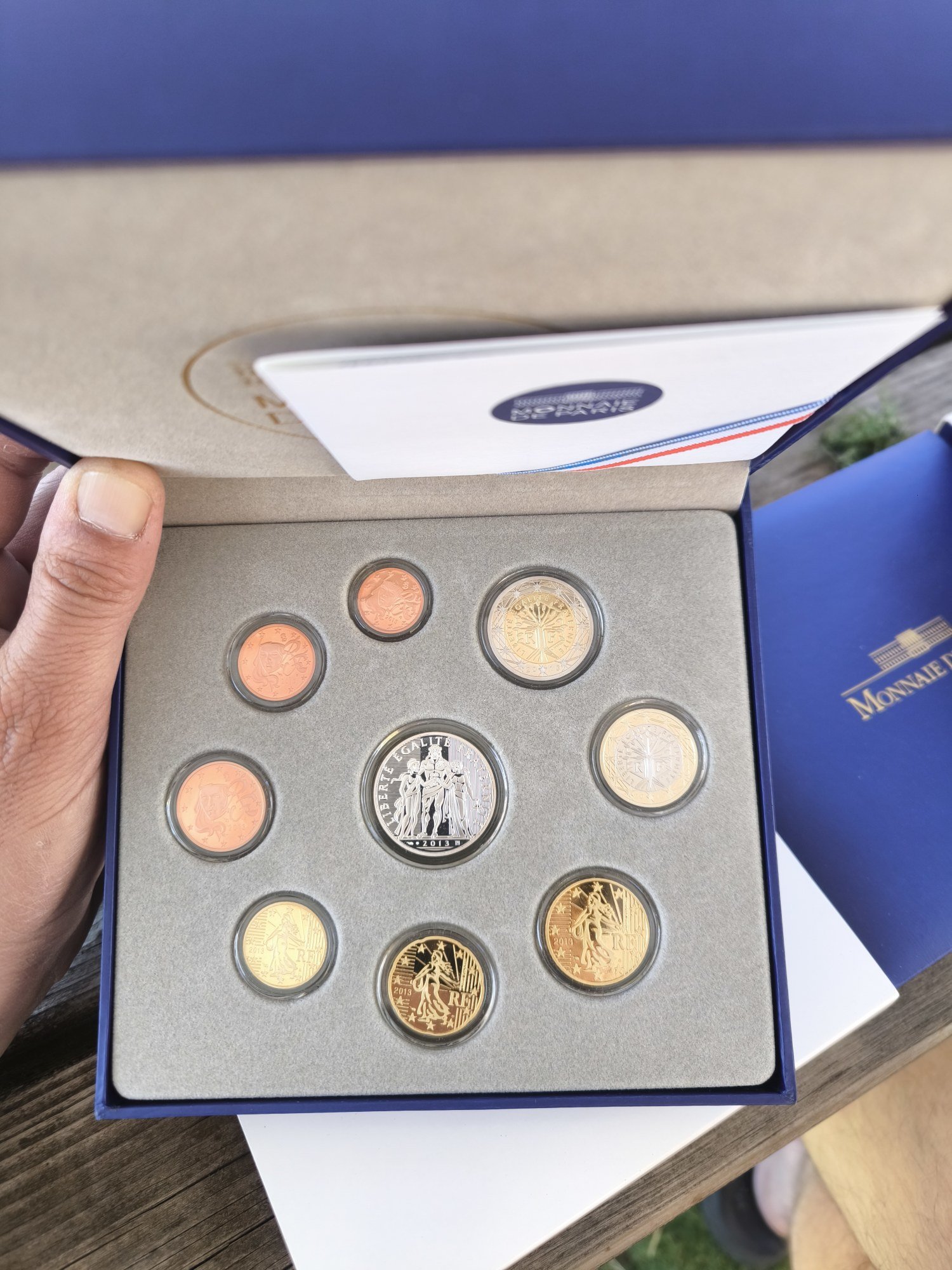 Coffret BE France 2013 — Série Euros Belle Épreuve avec 10 € Argent « Hercule », Monnaie de Paris - Image 3